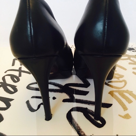 COLE HANN NIKE PUMPS. - Picture 3 of 3